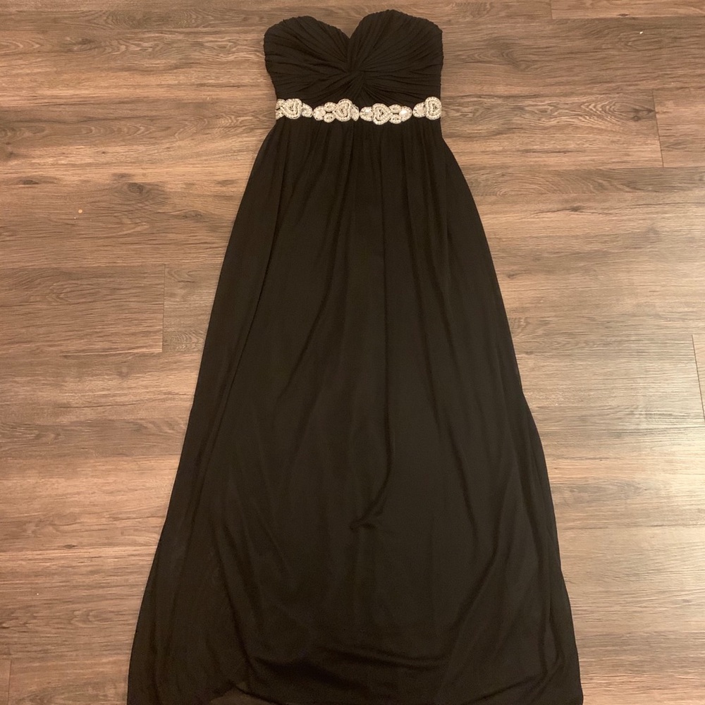 Black prom dress